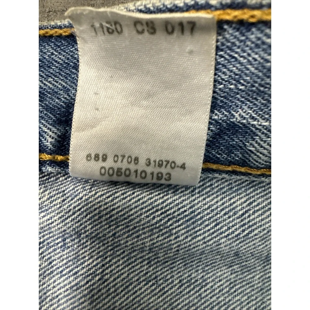 Vintage  Levi's 501 men's jeans 36/32 (31) Denim Button Fly 100% Cotton  5010193